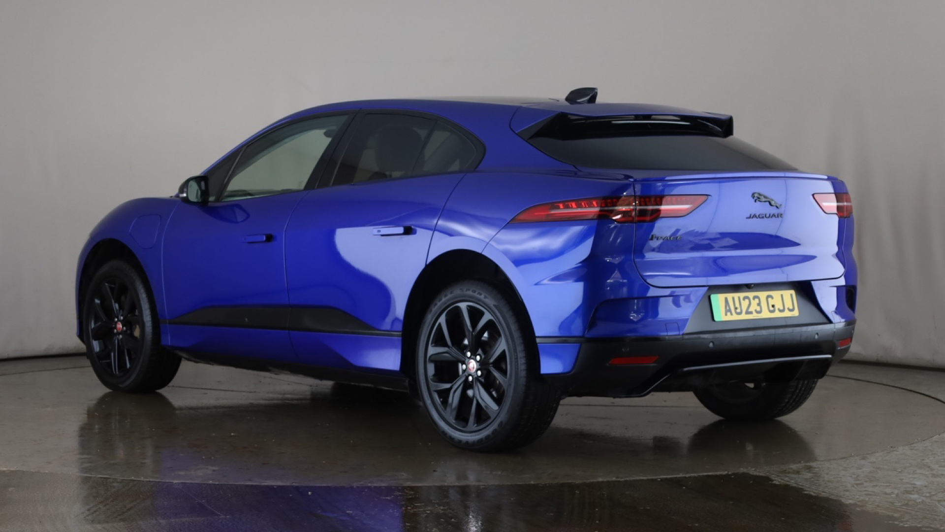 294kW EV400 HSE Black 90kWh 5dr Auto [11kW Charger [2023]