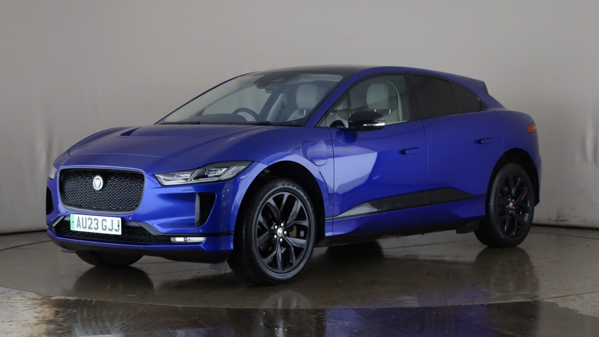 294kW EV400 HSE Black 90kWh 5dr Auto [11kW Charger [2023]