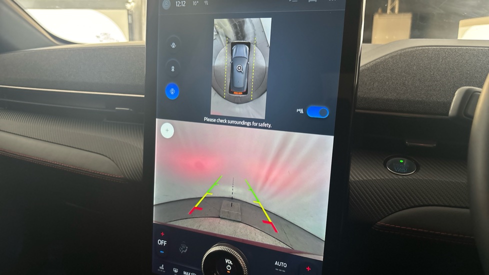 FORD MUSTANG MACH-E reverse camera