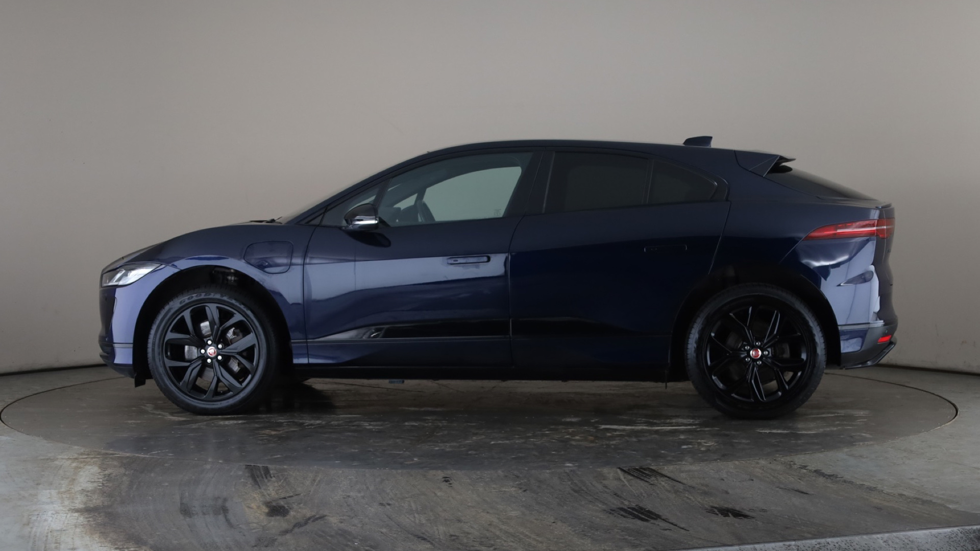 294kW EV400 HSE Black 90kWh 5dr Auto [11kW Charger