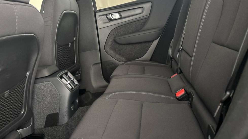 VOLVO XC40 Image 14