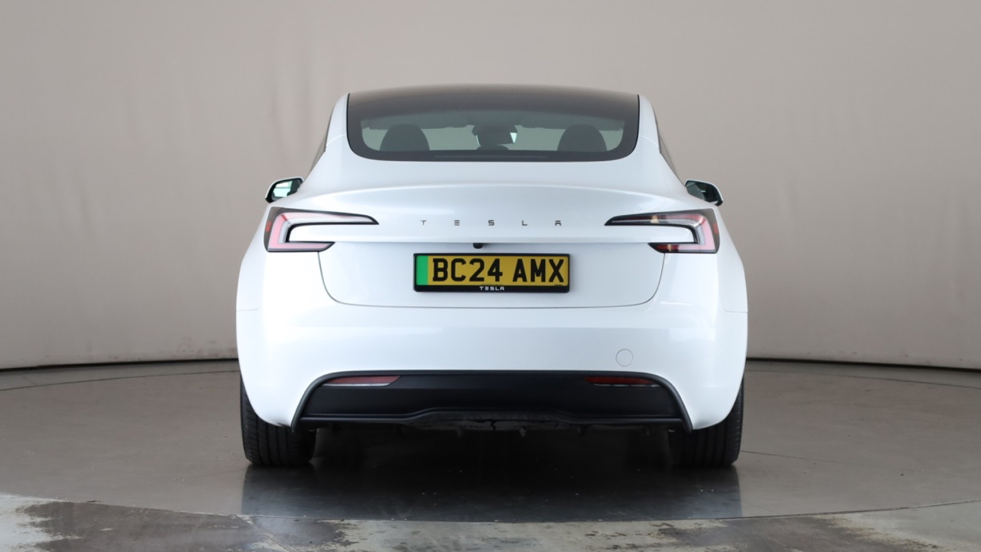 Tesla Model 3 RWD 4dr Auto