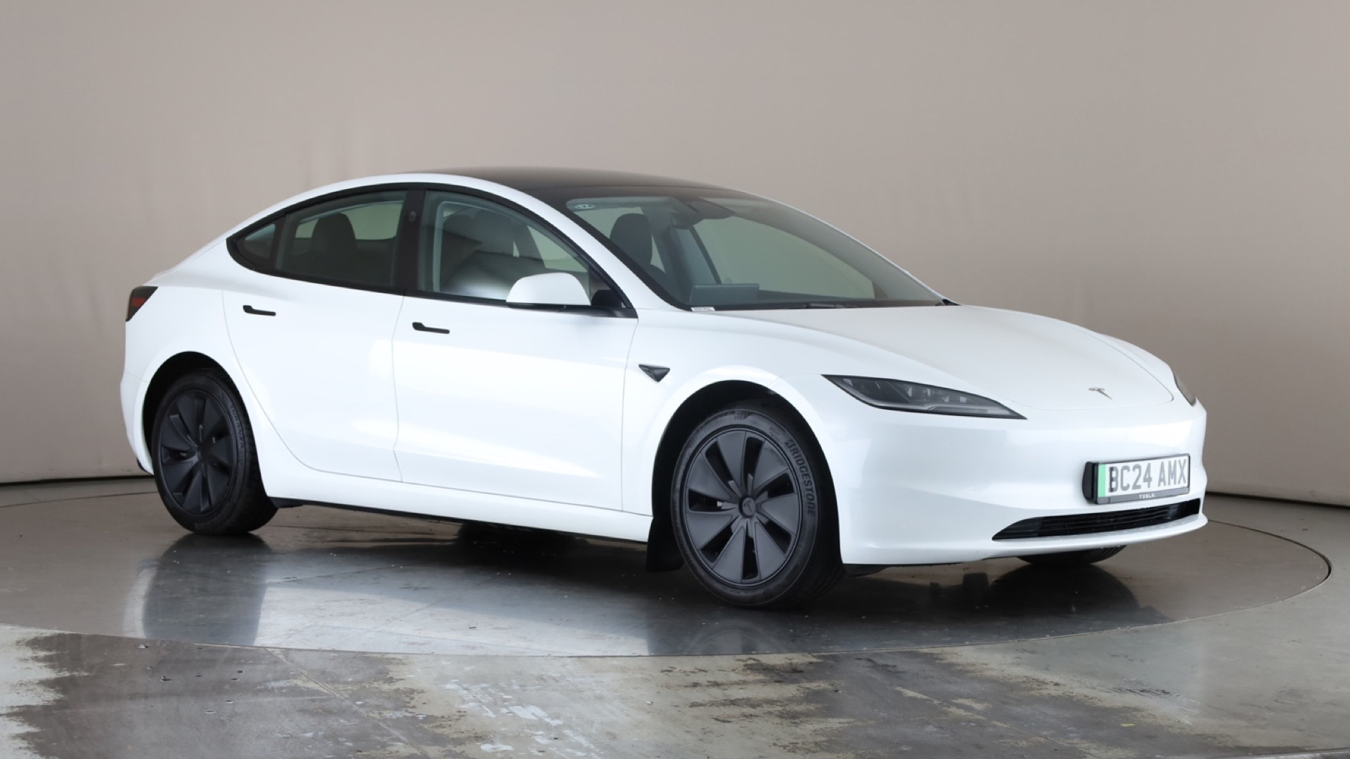 Tesla Model 3 RWD 4dr Auto