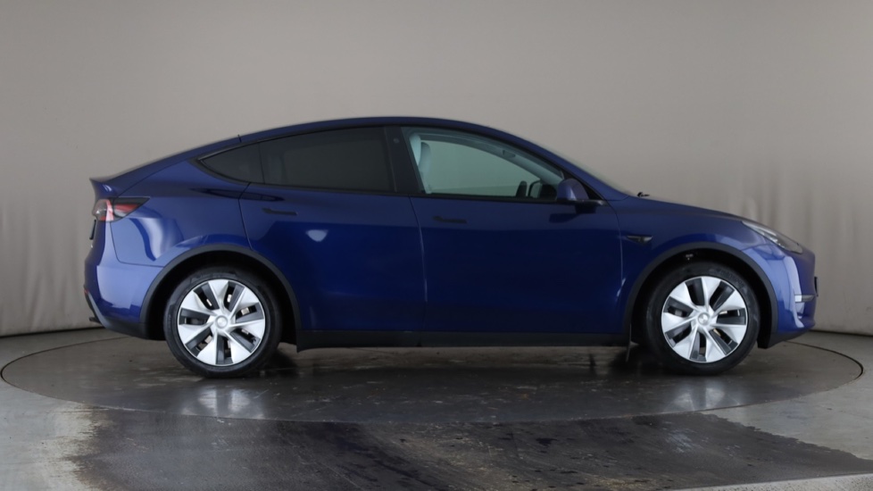 Tesla Model Y Image 6
