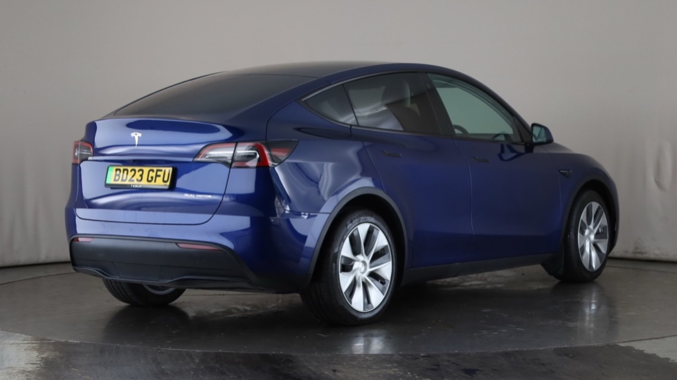Tesla Model Y Image 5