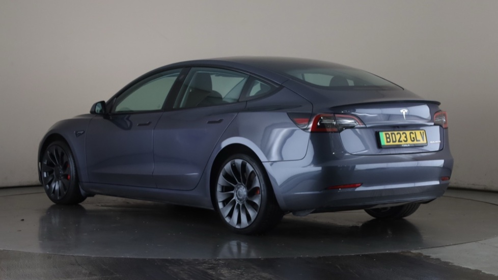 TESLA MODEL 3 Image 3