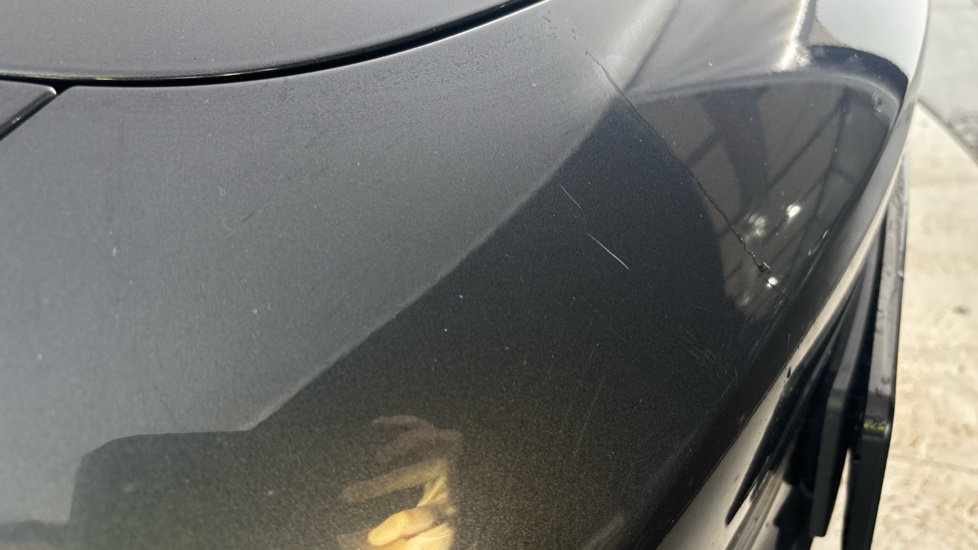TESLA MODEL 3 chips and scratches