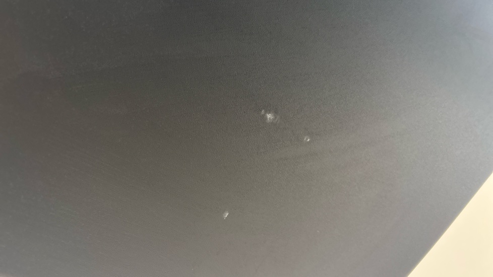 TESLA MODEL 3 scuff