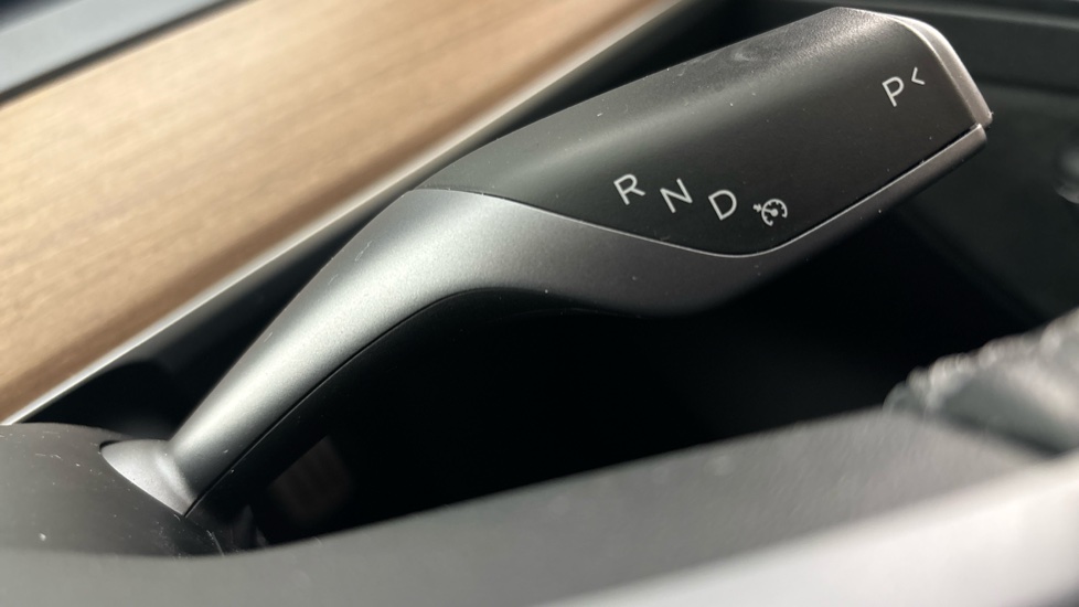 TESLA MODEL 3 cruise control