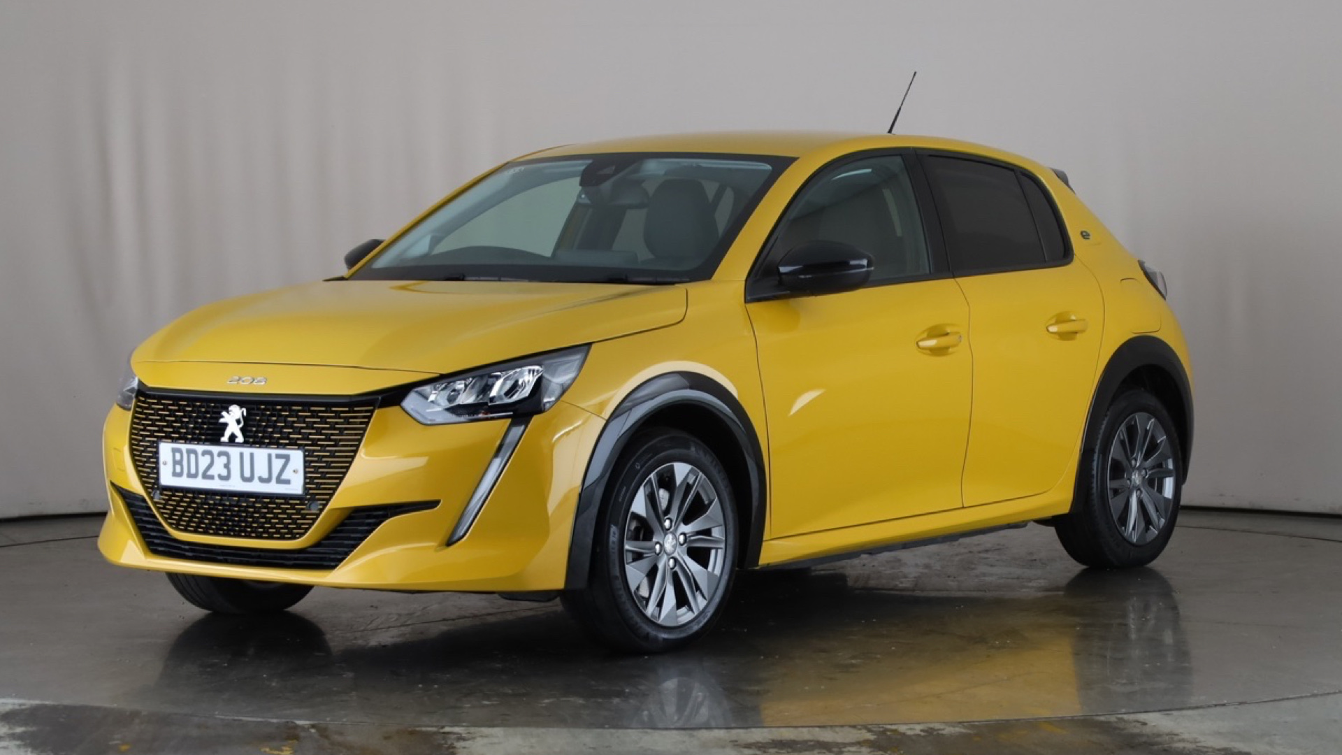 Used Peugeot 208 100kW Allure Premium + 50kWh 5dr Auto - FleetSauce