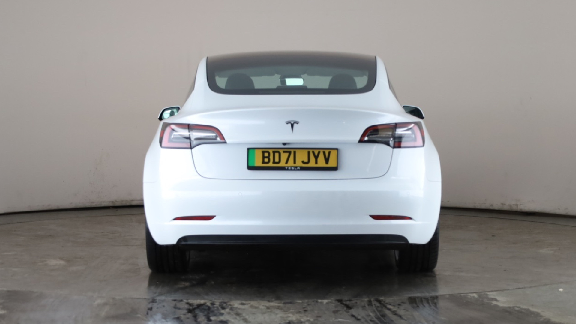 4020992 Standard Plus 4dr Auto