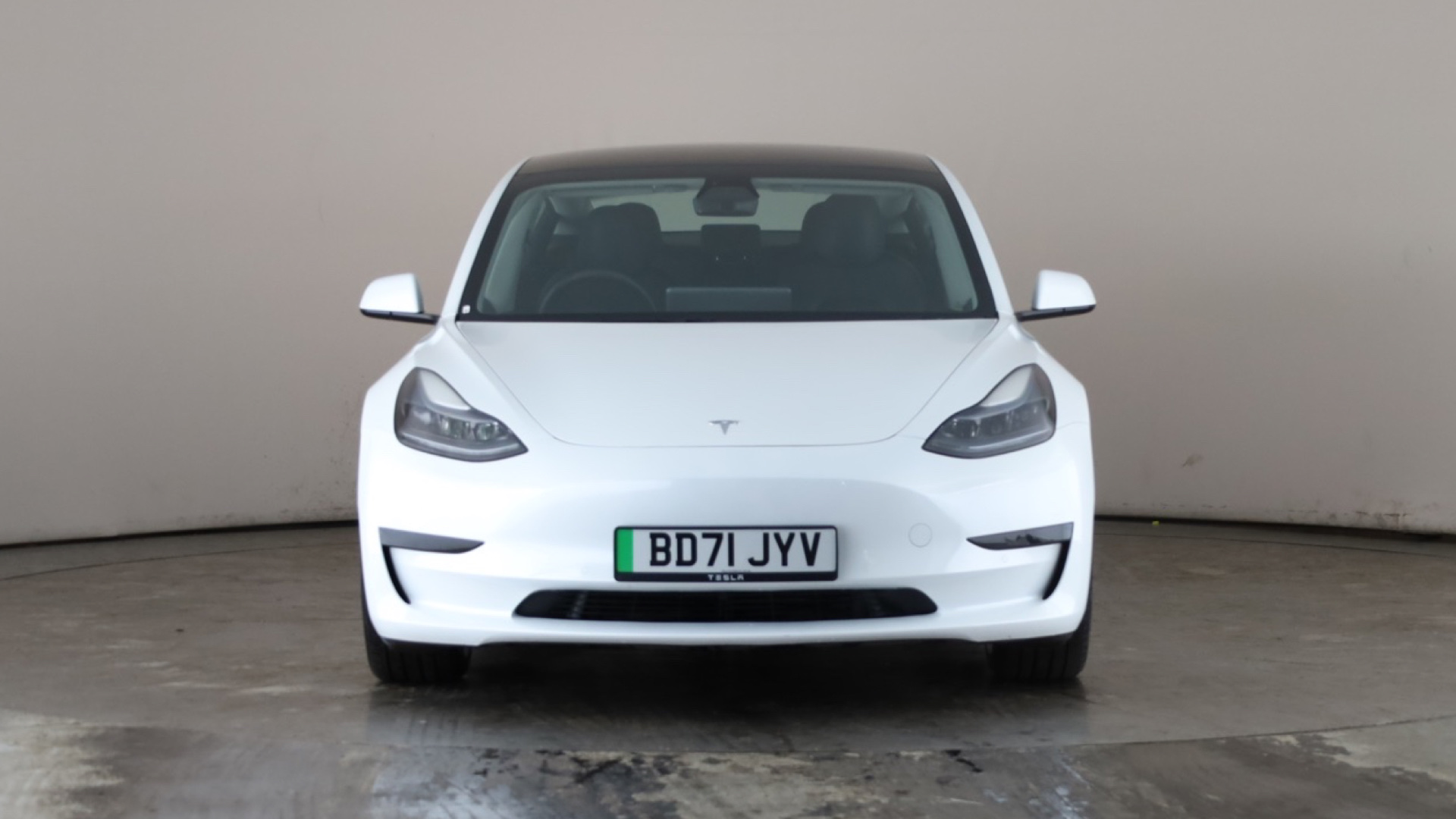 4020992 Standard Plus 4dr Auto