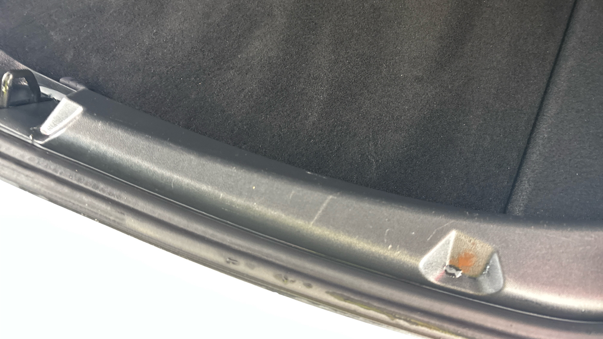 4020992 Standard Plus 4dr Auto