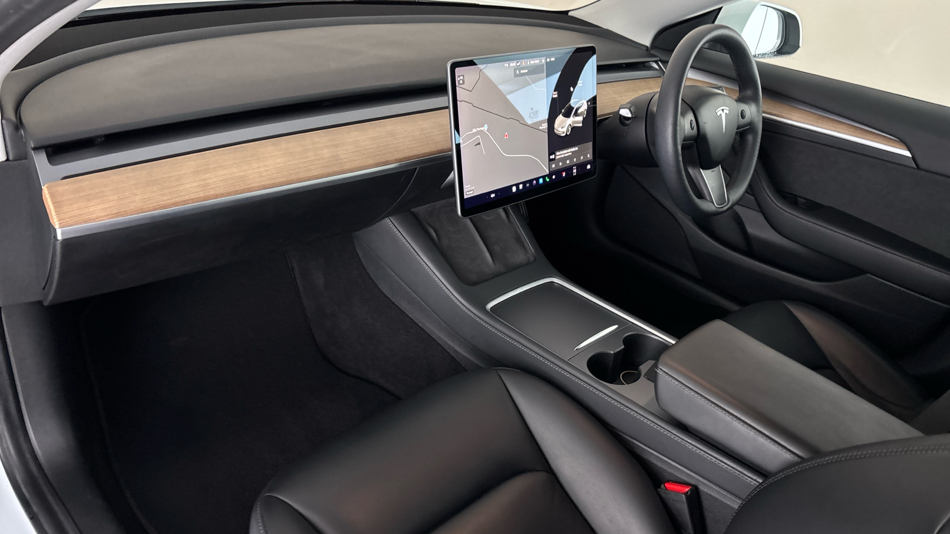 4020992 Standard Plus 4dr Auto