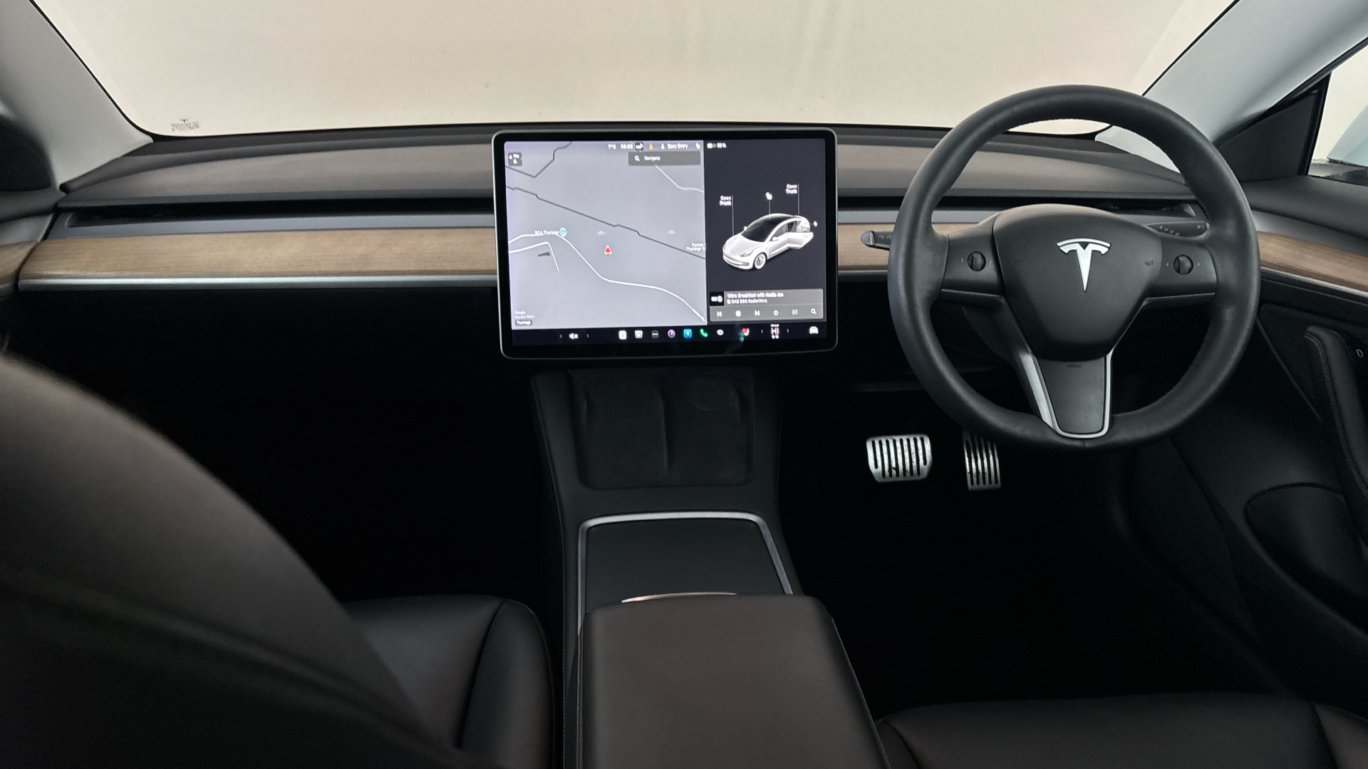 4020992 Standard Plus 4dr Auto