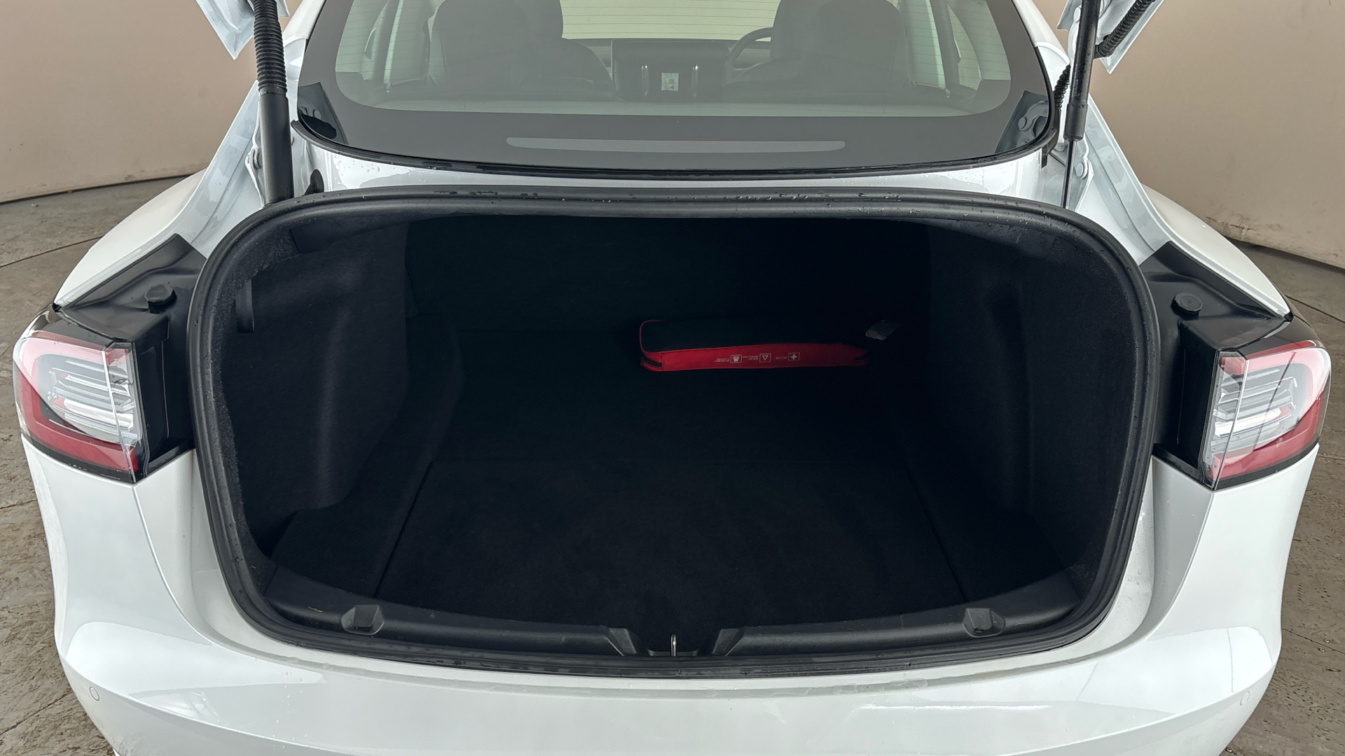 4020992 Standard Plus 4dr Auto