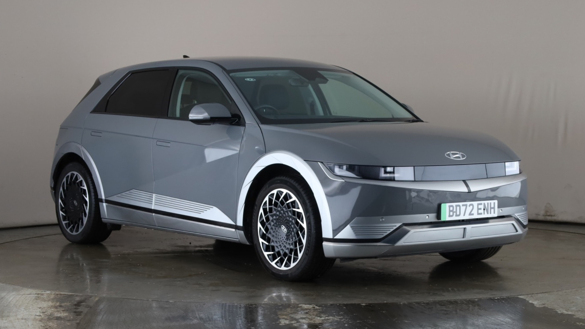 4020819 160kW Ultimate 73 kWh 5dr Auto