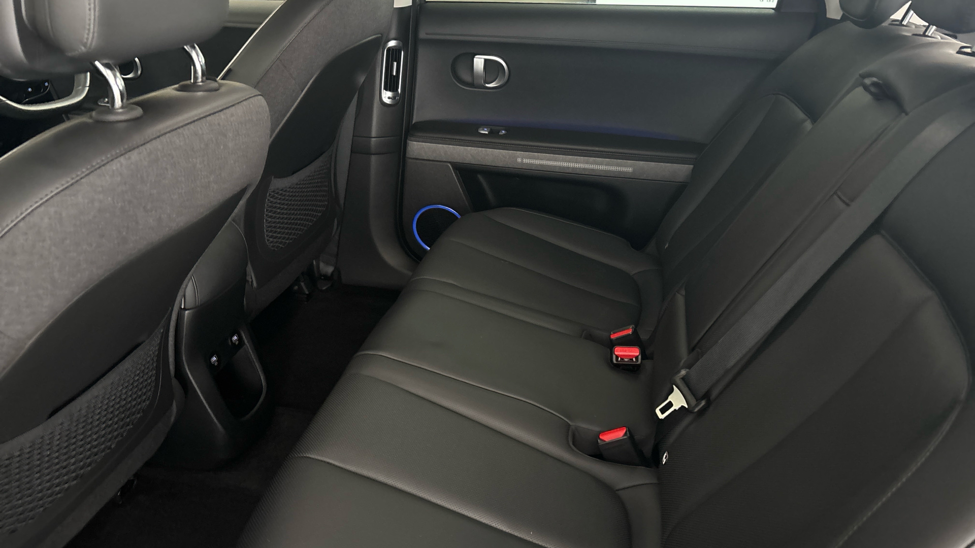 4020819 160kW Ultimate 73 kWh 5dr Auto