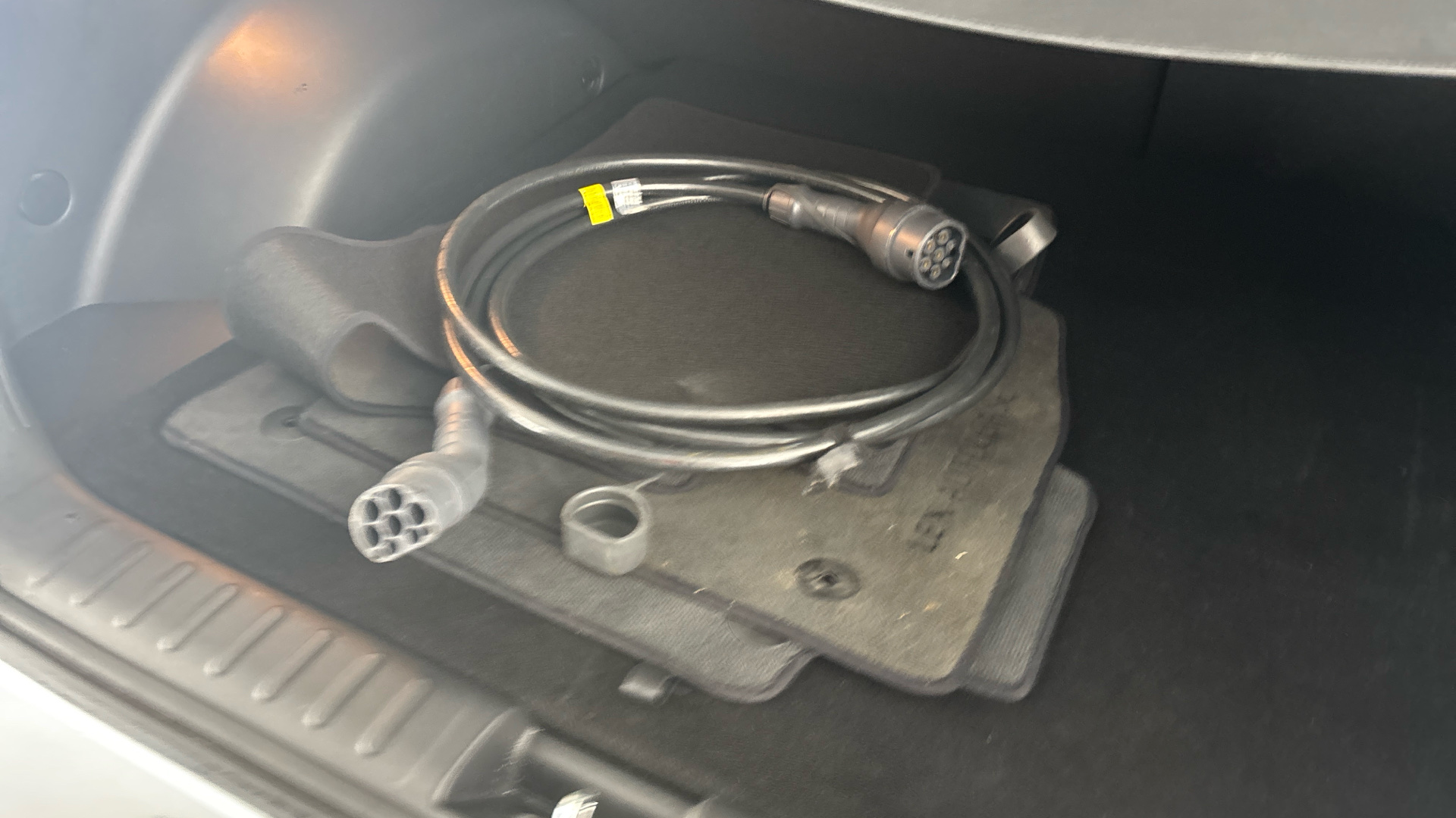 4020819 160kW Ultimate 73 kWh 5dr Auto