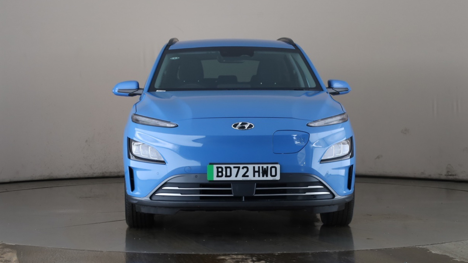 4060412 150kW Premium 64kWh 5dr Auto