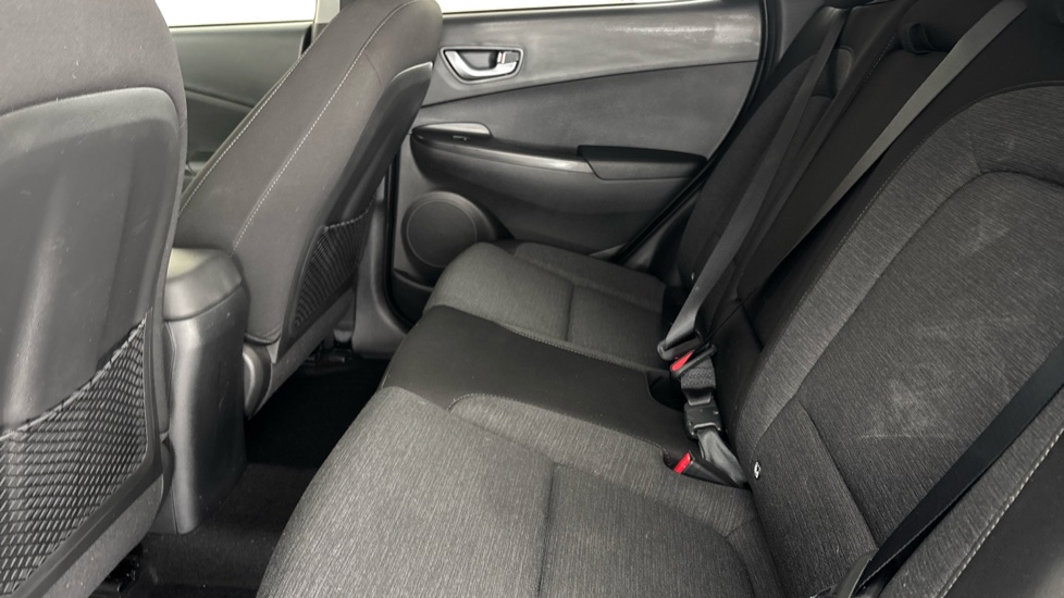 HYUNDAI KONA Image 14