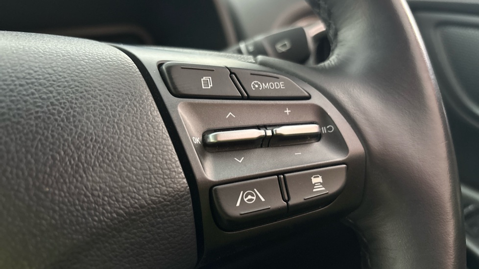 HYUNDAI KONA cruise control