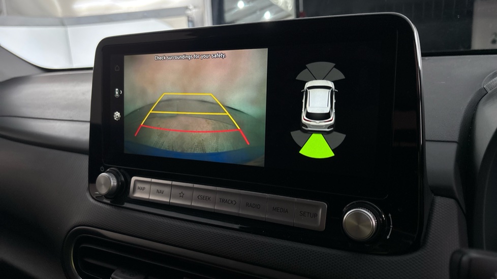 HYUNDAI KONA reverse camera