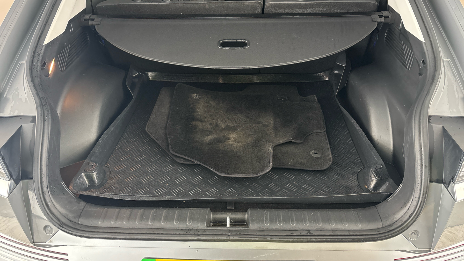 4020865 160kW Ultimate 73 kWh 5dr Auto