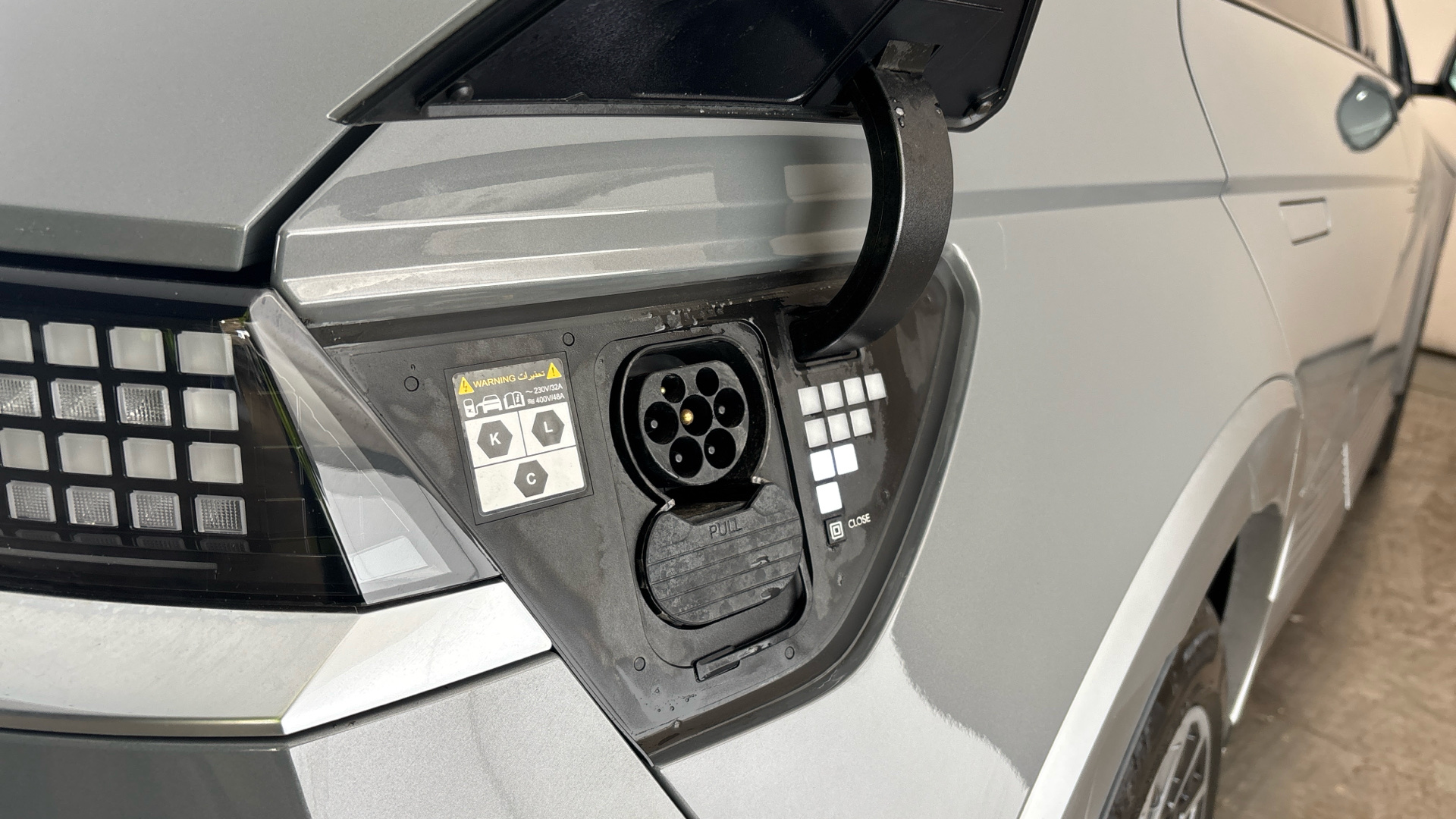 4020865 160kW Ultimate 73 kWh 5dr Auto