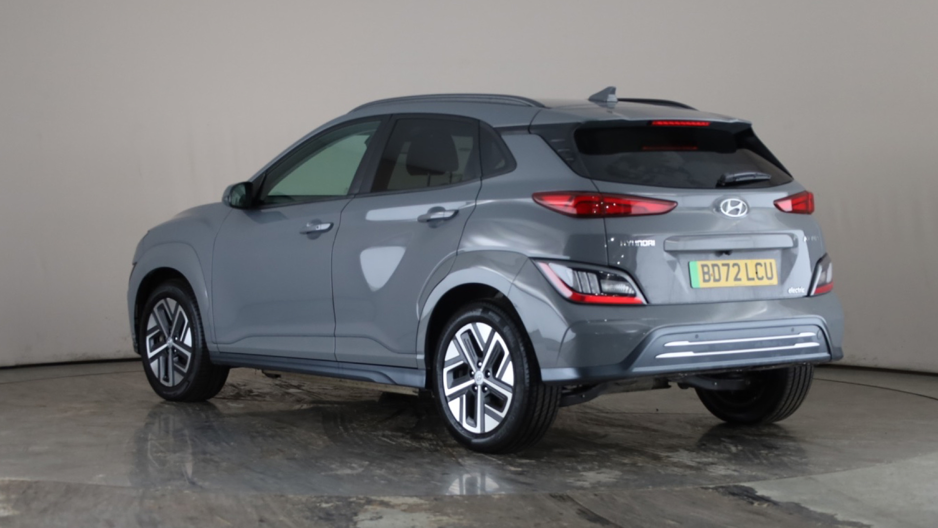 150kW Premium 64kWh 5dr Auto [2022]