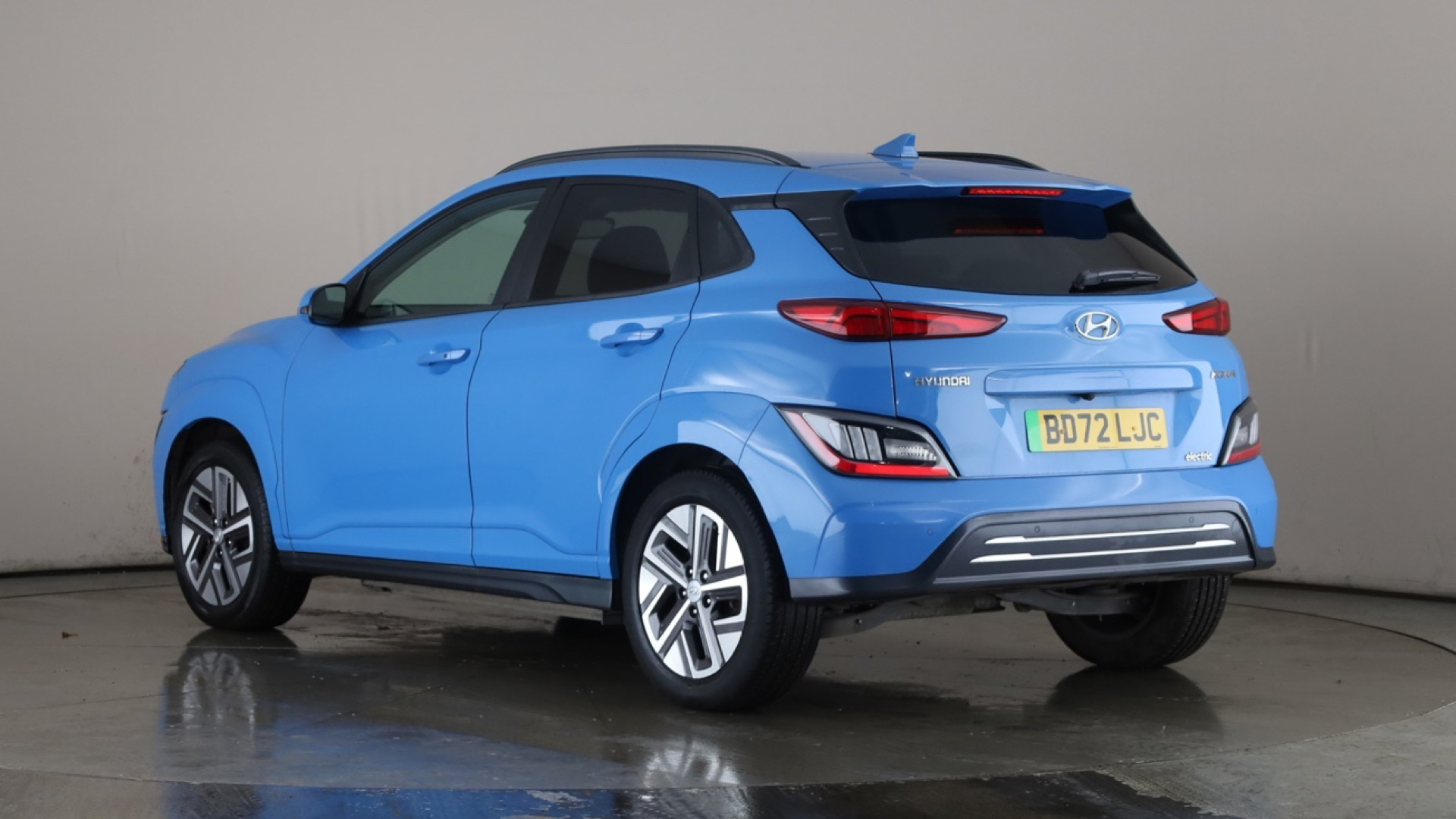 150kW Premium 64kWh 5dr Auto [2022]