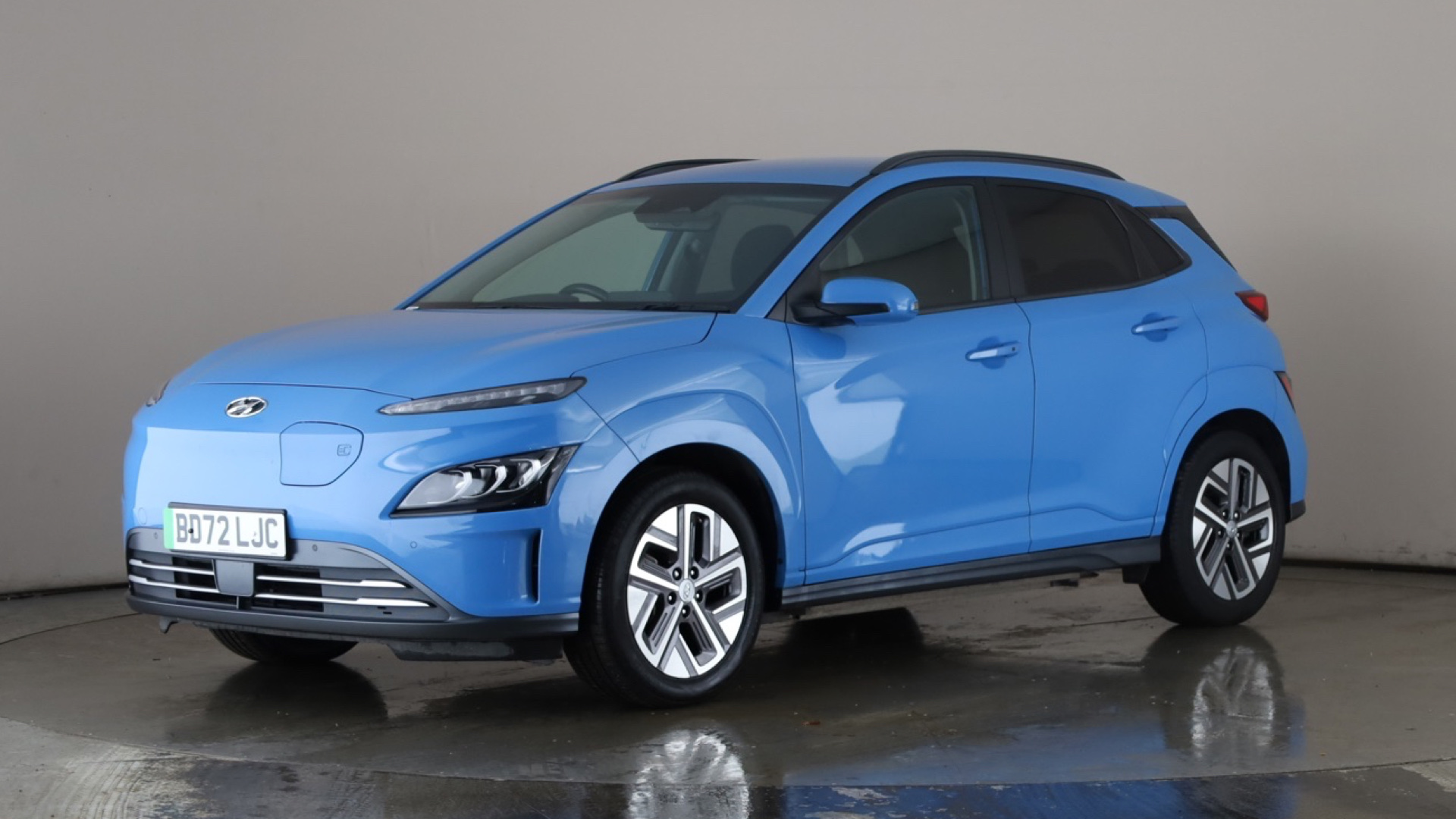 150kW Premium 64kWh 5dr Auto [2022]