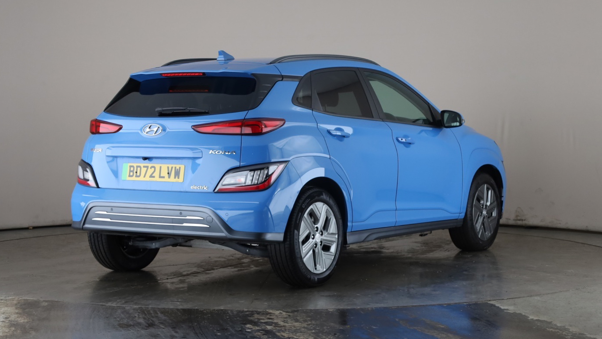 4027721 150kW Premium 64kWh 5dr Auto