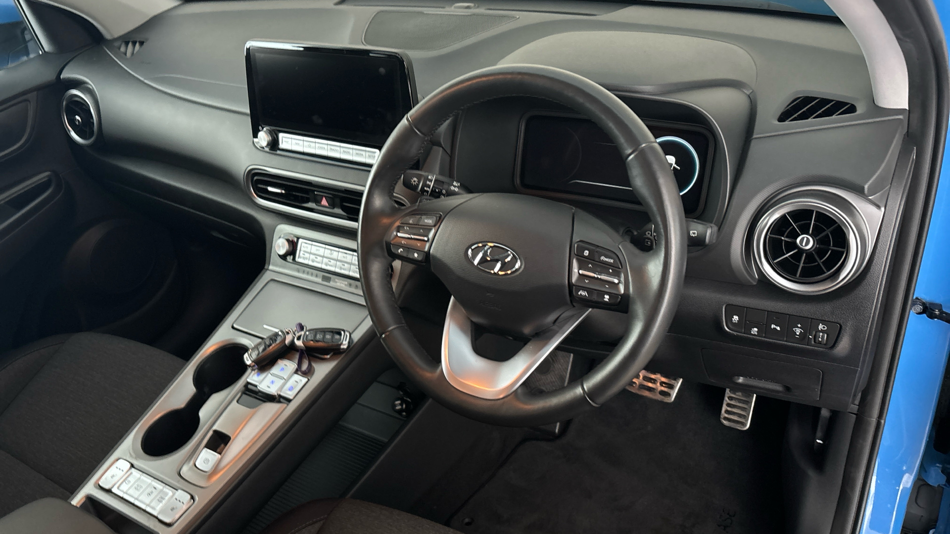 4027721 150kW Premium 64kWh 5dr Auto