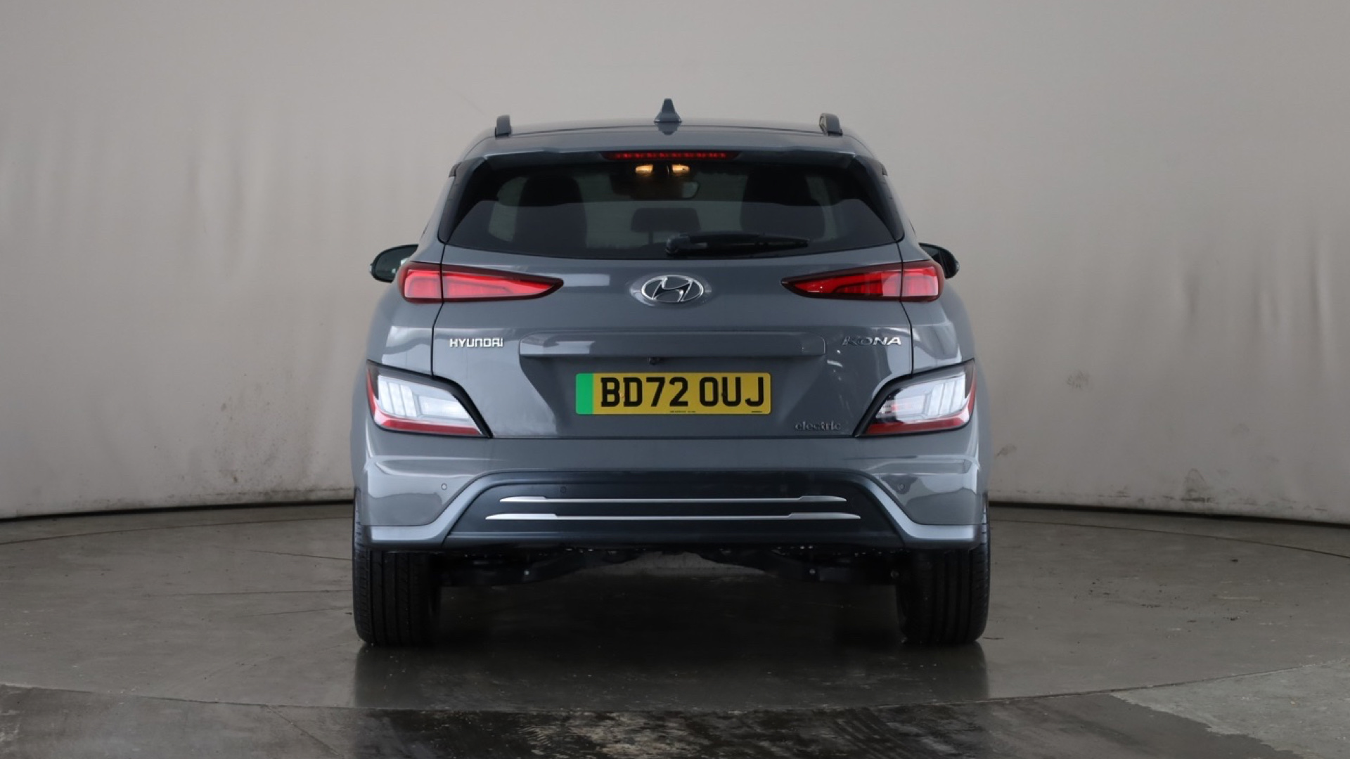 4049071 150kW Premium 64kWh 5dr Auto