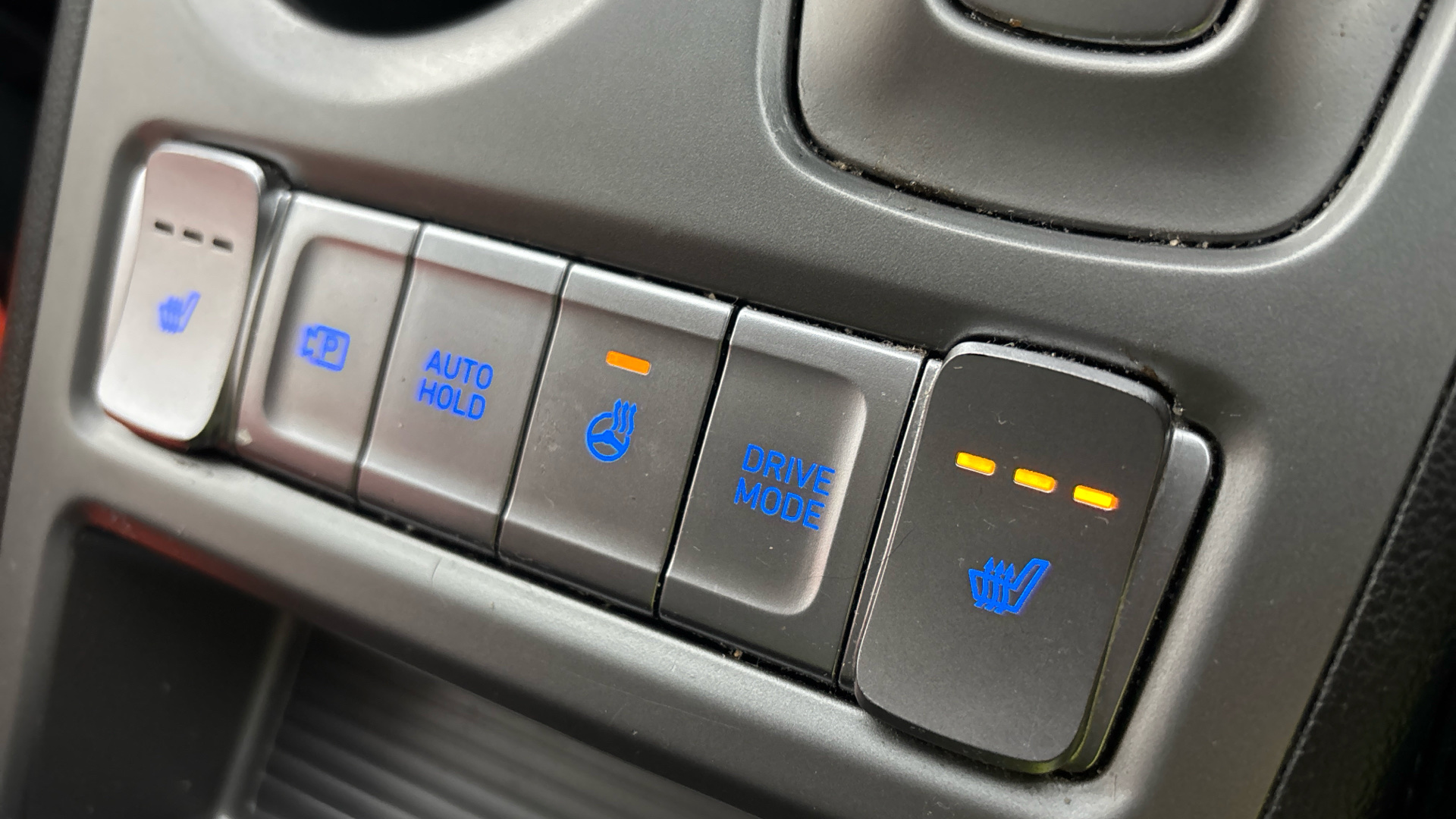 4028227 150kW Premium 64kWh 5dr Auto