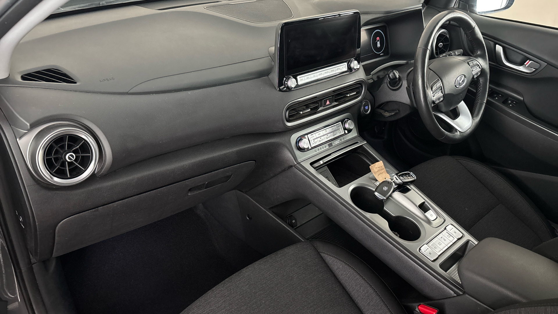 4027742 150kW Premium 64kWh 5dr Auto