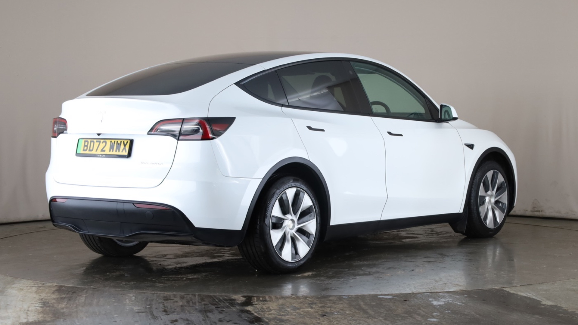 4049073 Long Range AWD 5dr Auto