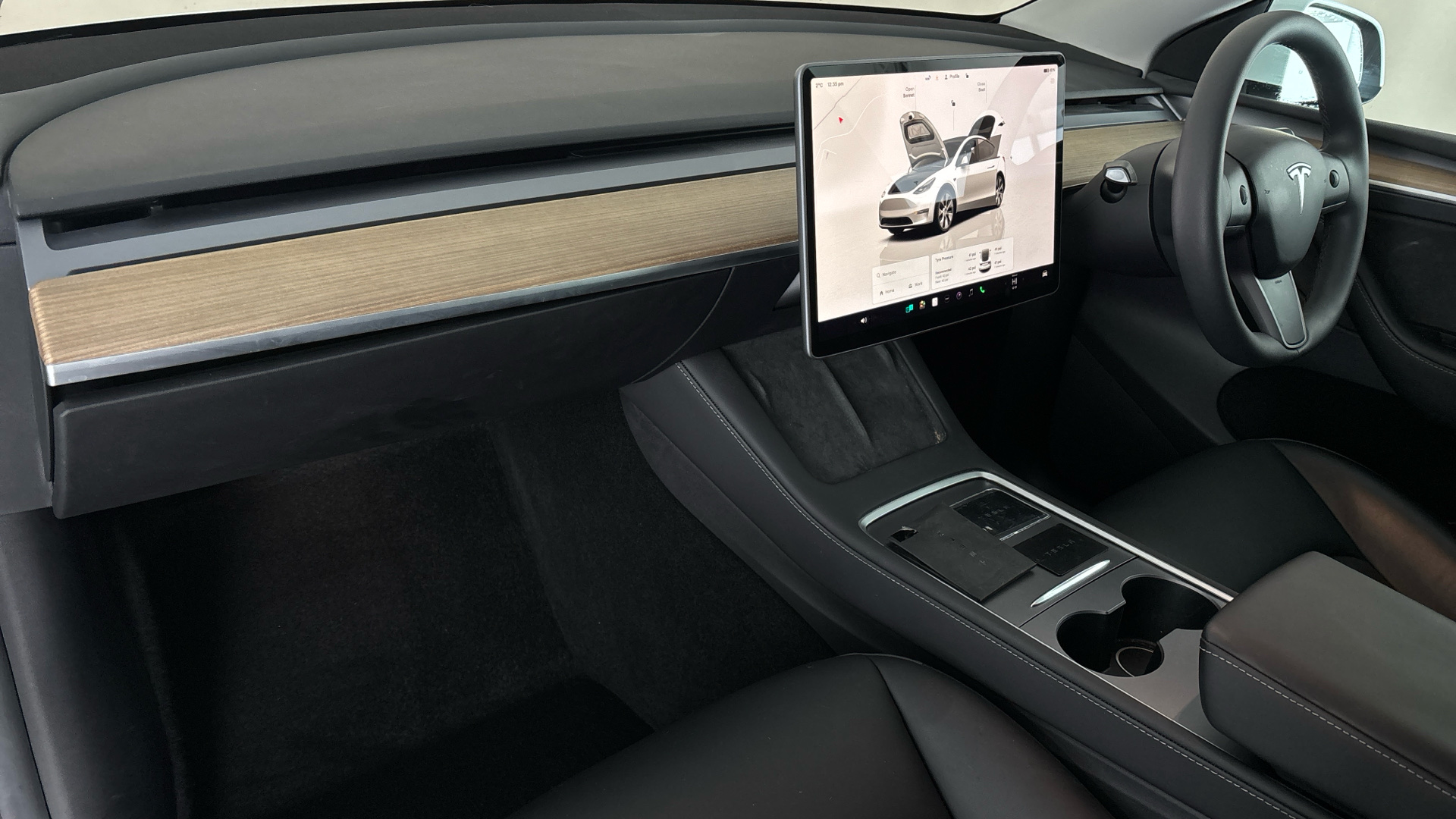 4049073 Long Range AWD 5dr Auto