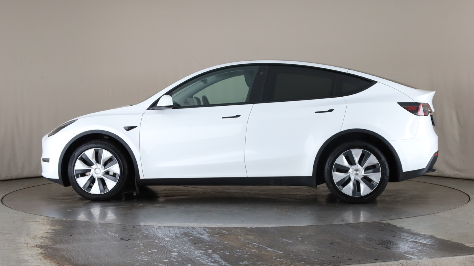 Long Range AWD 5dr Auto