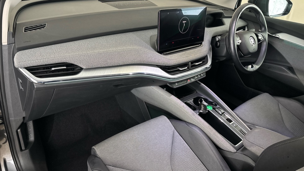 SKODA ENYAQ Image 10