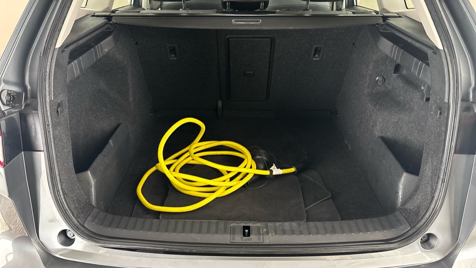 SKODA ENYAQ Image 15