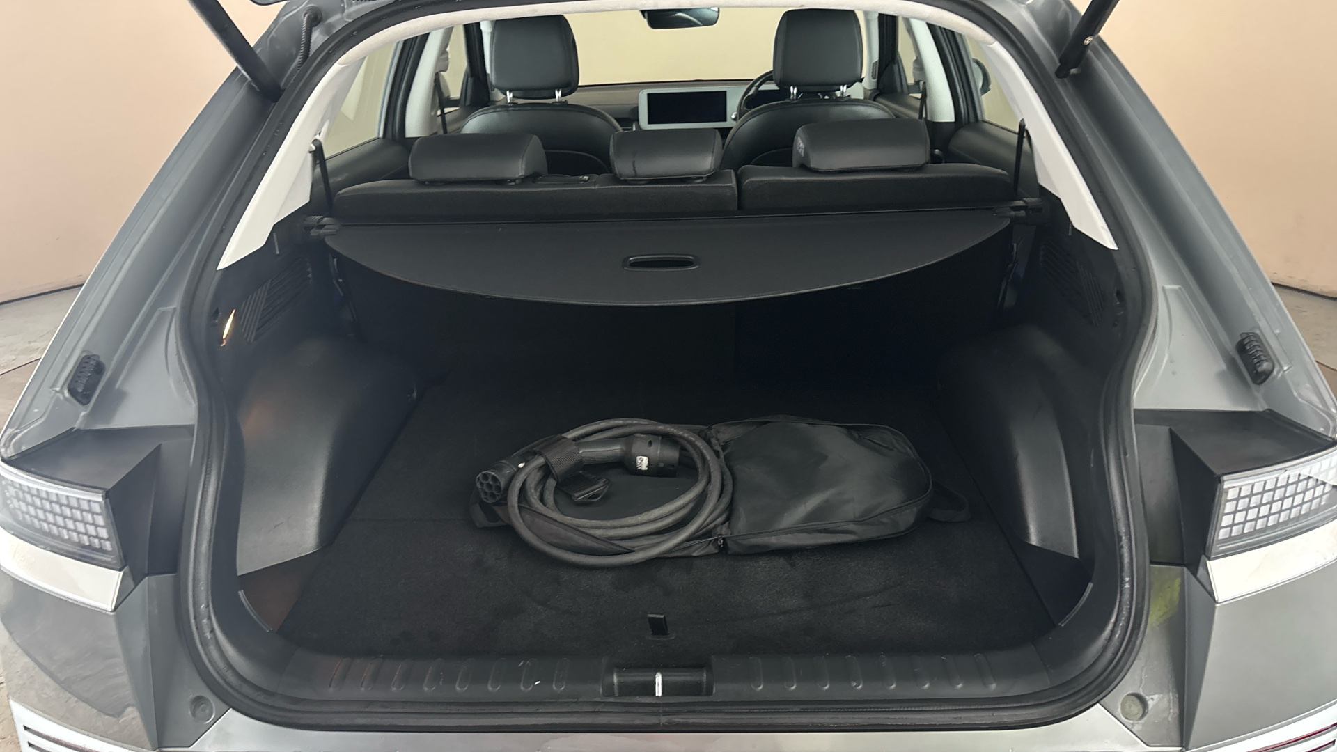 4020635 125kW Premium 58 kWh 5dr Auto [Part Leather]