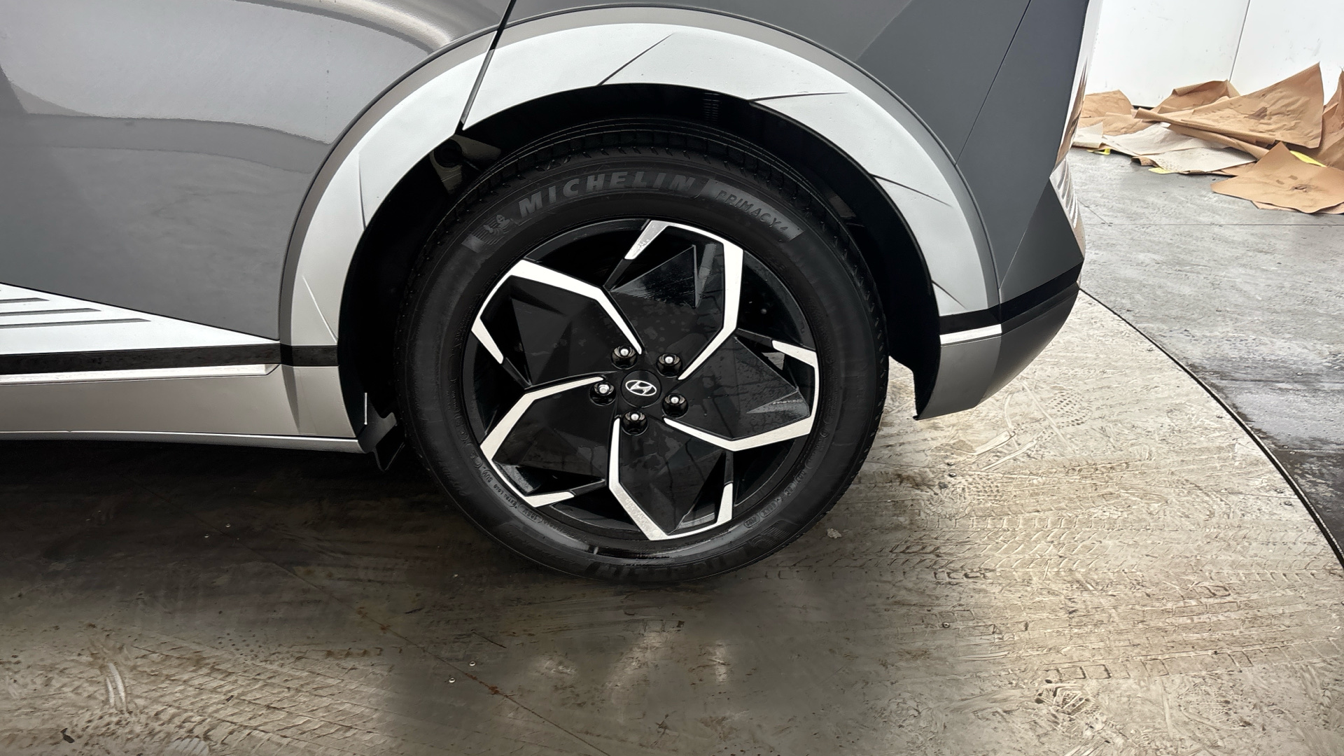 4020635 125kW Premium 58 kWh 5dr Auto [Part Leather]