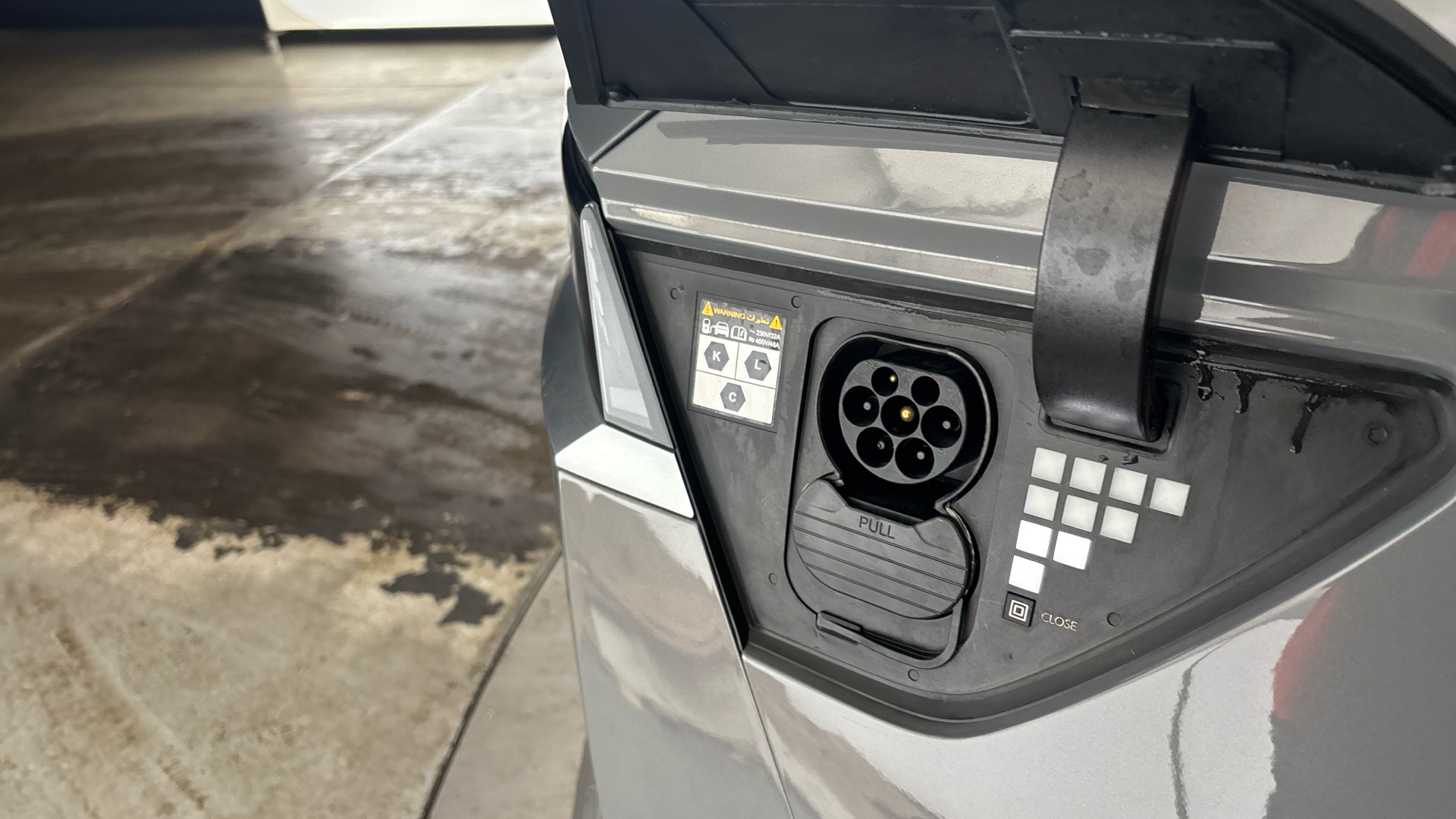 4020635 125kW Premium 58 kWh 5dr Auto [Part Leather]