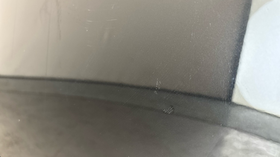 JAGUAR I-PACE Chips and dent