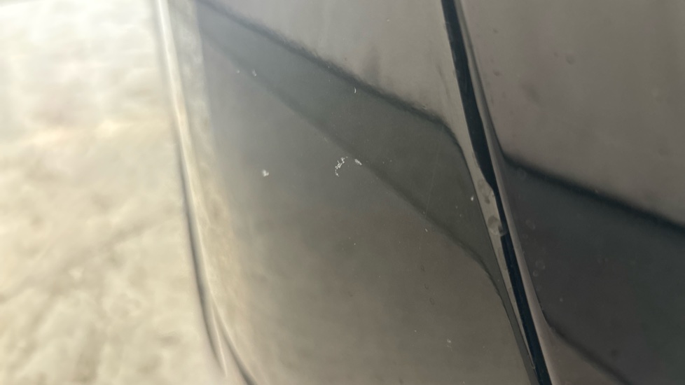 JAGUAR I-PACE Multiple chips