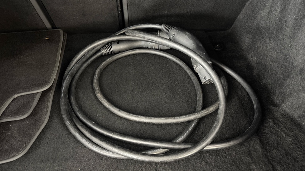 JAGUAR I-PACE Image 22