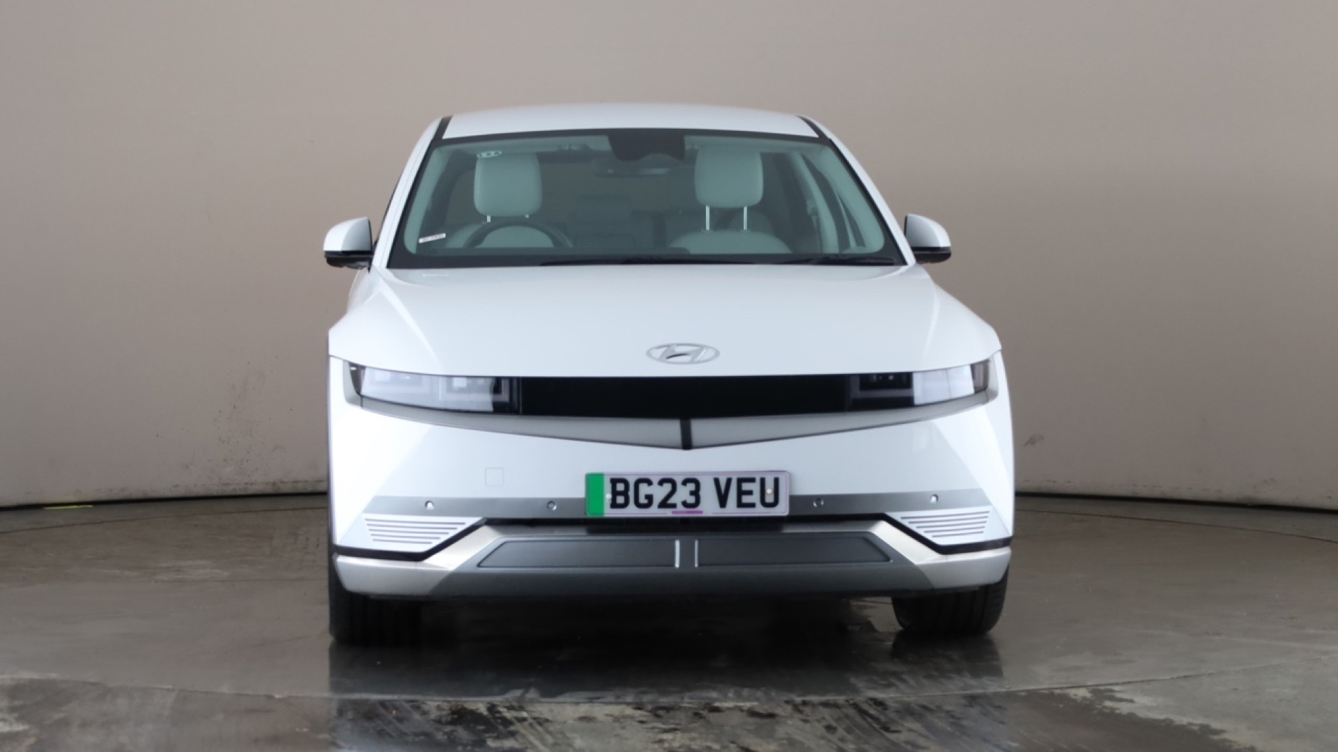 4020654 160kW Ultimate 73 kWh 5dr Auto