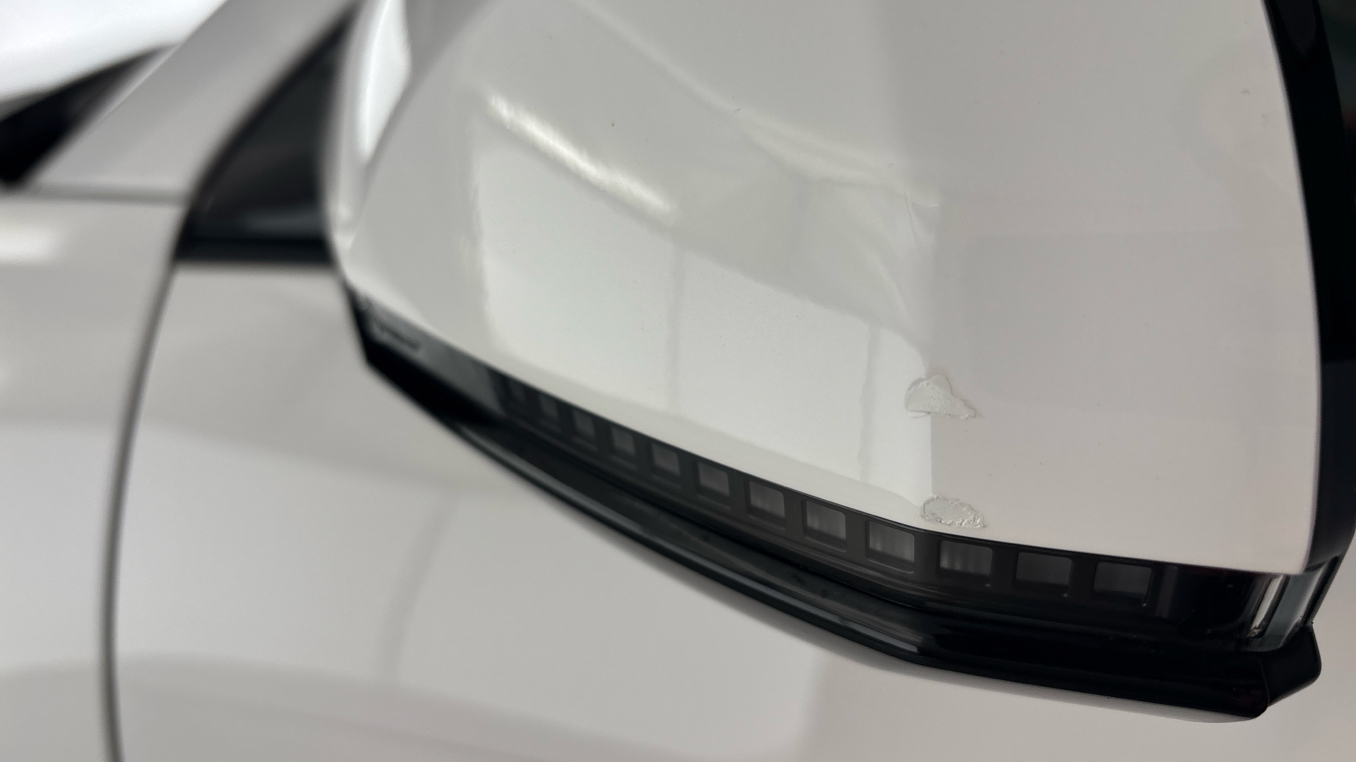 4020654 160kW Ultimate 73 kWh 5dr Auto